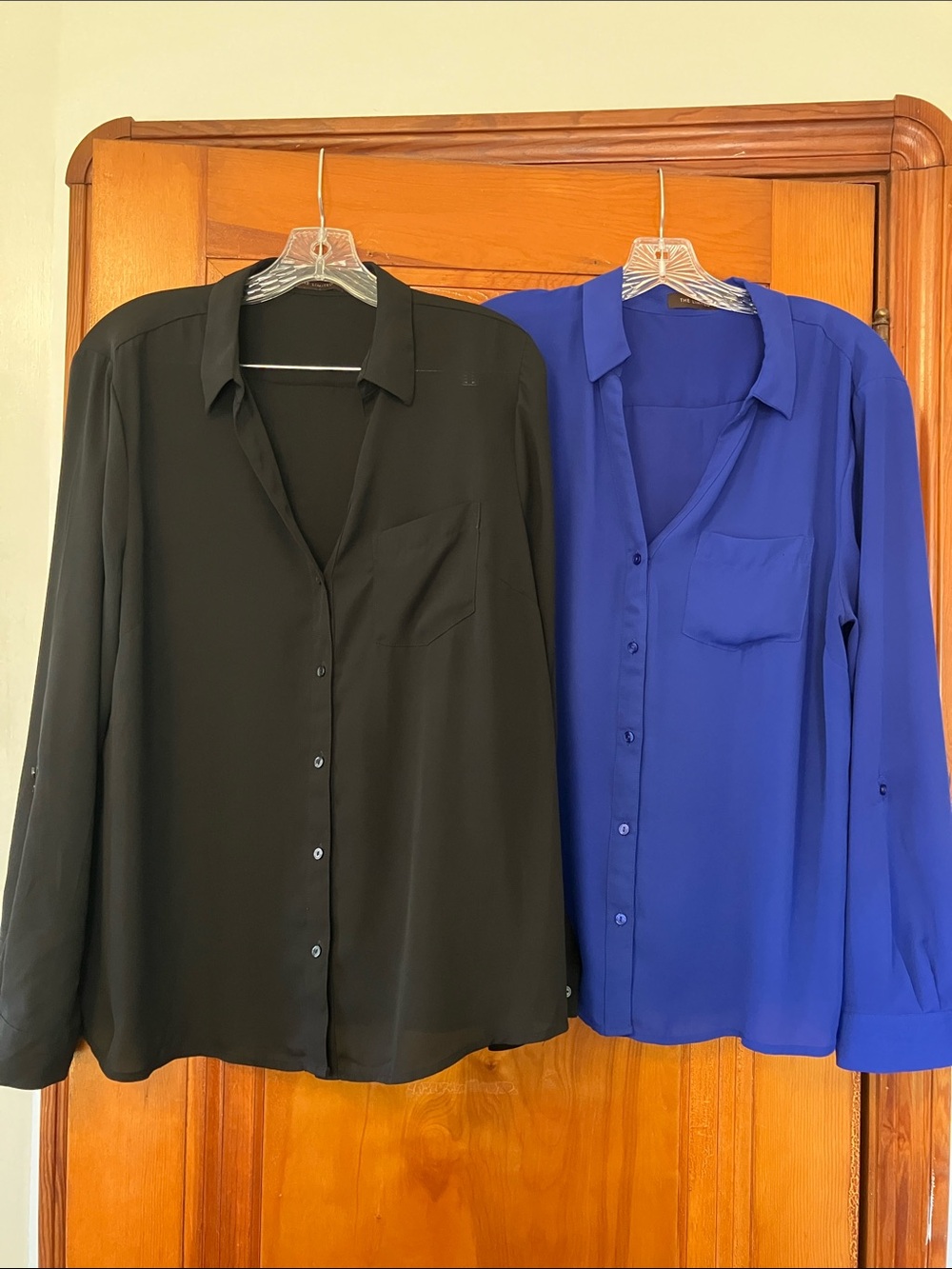 Set of 2, The Limited button down shirt XL
